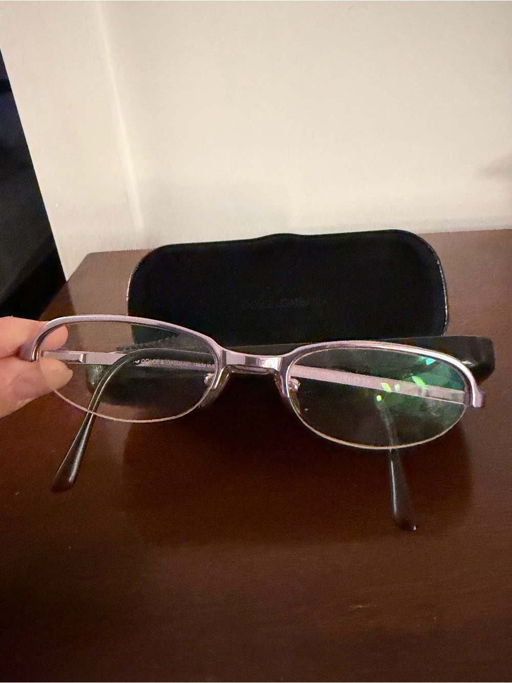 D&g Women’s Oval Reading Glasses - Pink Frame